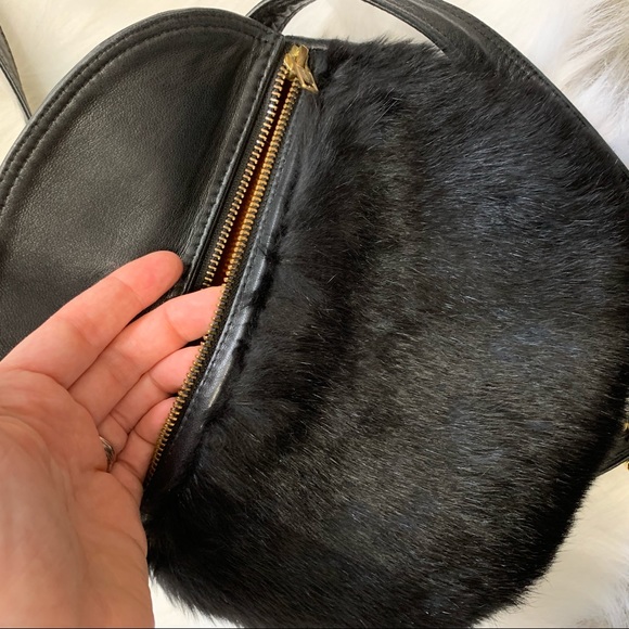 Cassin real rabbit fur black crossbody bag - Picture 5 of 8